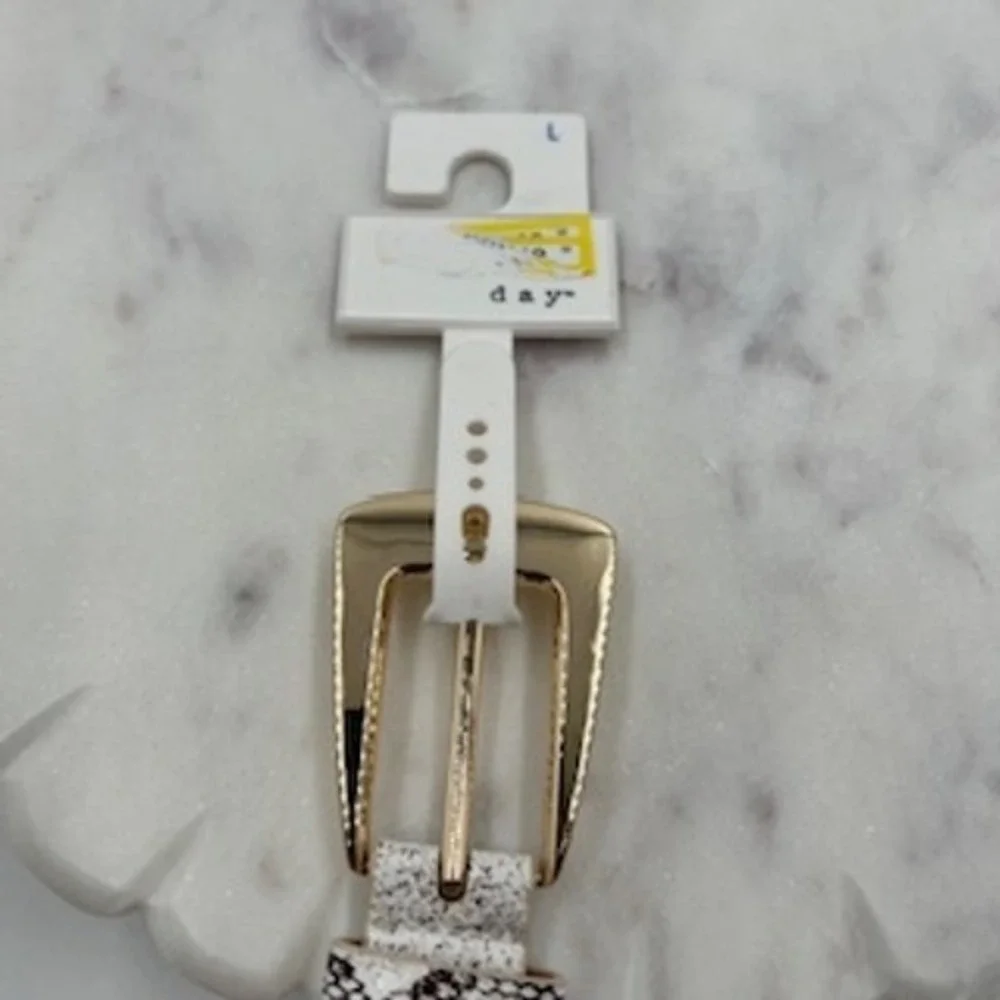 A‎ New Day Womens Snake Print Belt Gold Buckle brown and cream TRF25-0001 Large